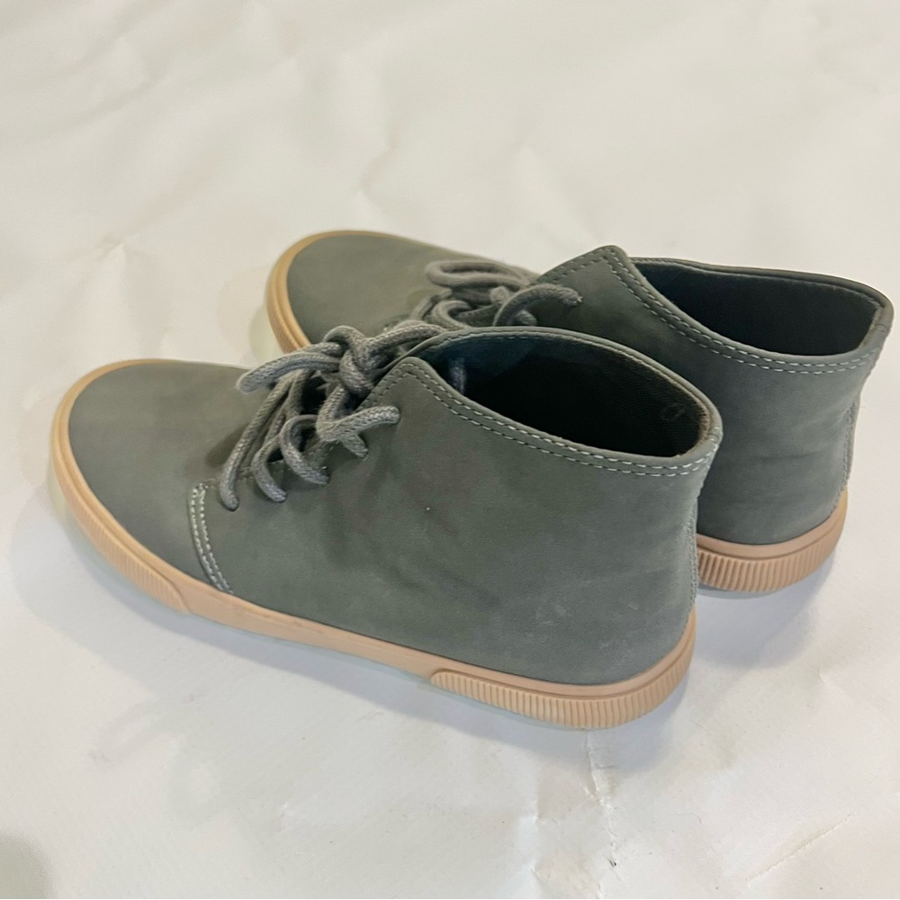 Grey Cat and Jack shoes.